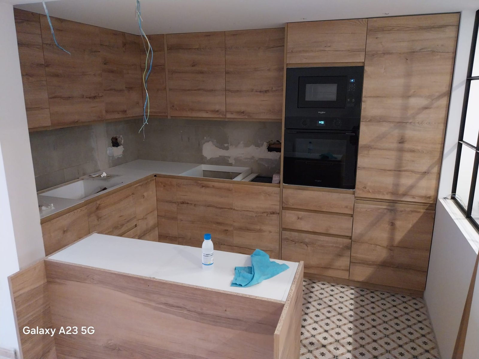 Cocina a medida en roble natural
